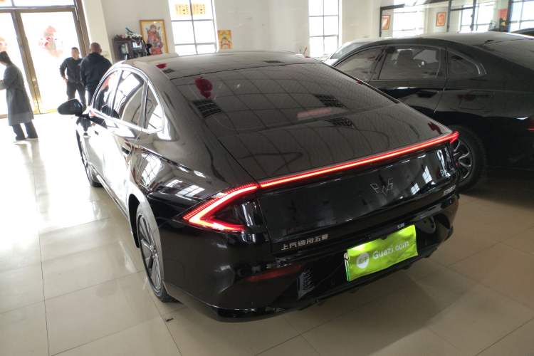 Used Wuling Xingguang 2024 Co-creation Edition 150 Standard Model Exterior 2