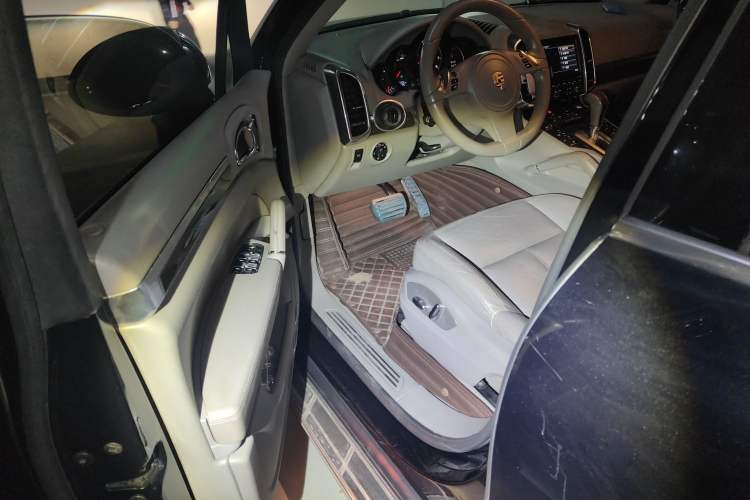 Used Porsche Cayenne 2011 Cayenne 3.0T Driver Seat