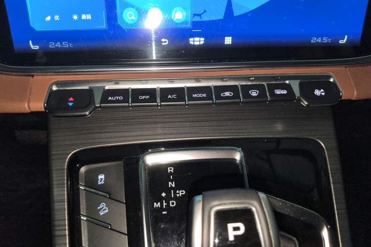 Used Geely Auto Emgrand X7 Sport 2020 1.8TD DCT Zhi Ling PRO