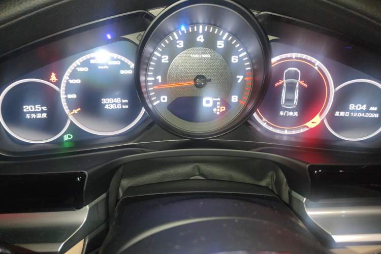 Used Porsche Panamera 2019 Panamera Executive Long Wheelbase 2.9T Odometer Close Up