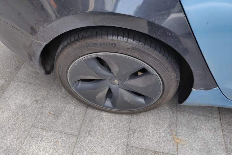 Used Tesla Model 3 2020 Long-Range Rear-Wheel-Drive Version