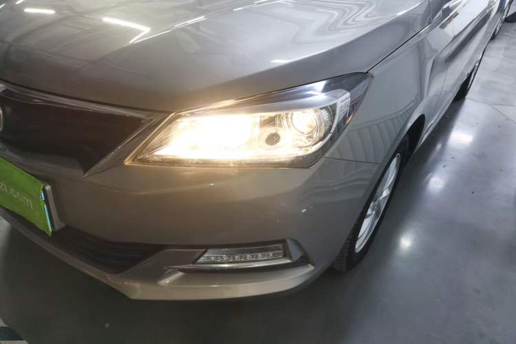 Used Changan Alsvin V7 2016 1.6L Automatic Enjoyment Model China V Standard
