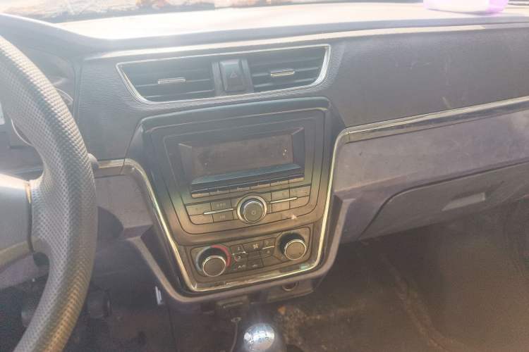 Used Jinbei Hiace X30 2018 1.3L Standard Edition DLCG12