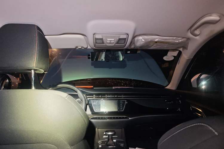 Used CHANGAN OSHAN X7 2020 1.5T Automatic Elite Edition Headliner