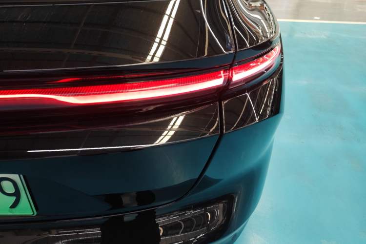 Used Nio ET5T 2024 75kWh Touring Right Rear Taillight