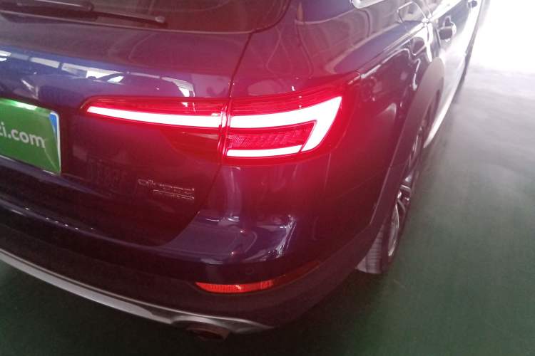 Used Audi A4 2017 45 TFSI allroad quattro Sport model
