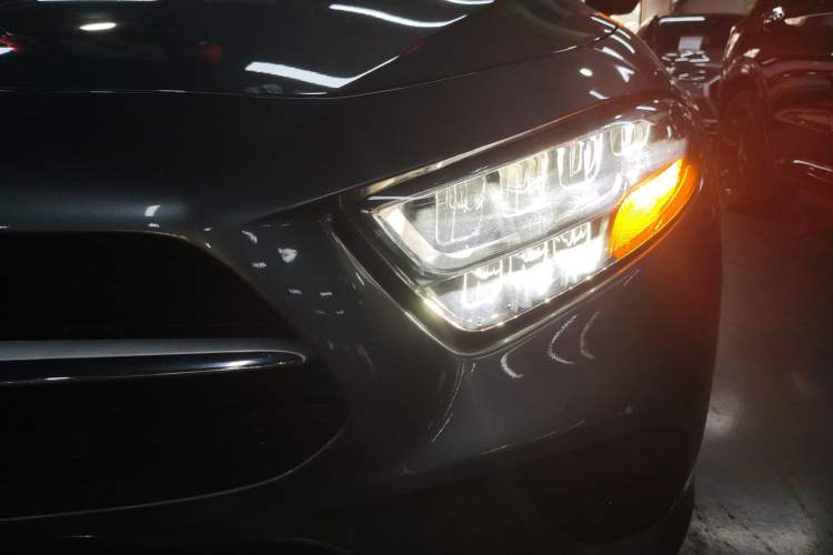 Used Mercedes-Benz CLS 2018 CLS 300 Dynamic Edition Left Front Headlight
