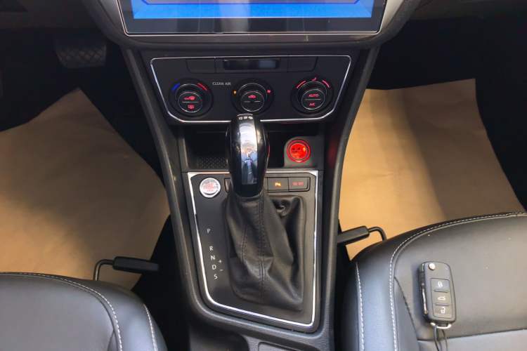 Used Volkswagen Gran Lavida 2017 230TSI DSG Comfort Edition