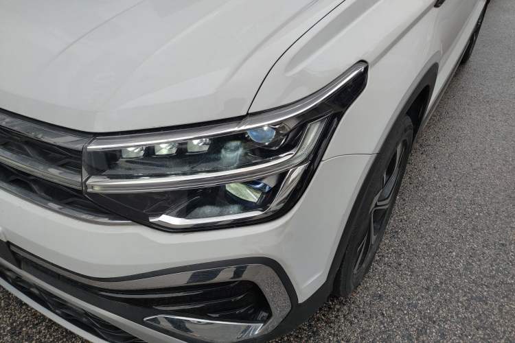 Used Volkswagen Tharu 2023 300TSI Two-Wheel-Drive Full Moon Edition