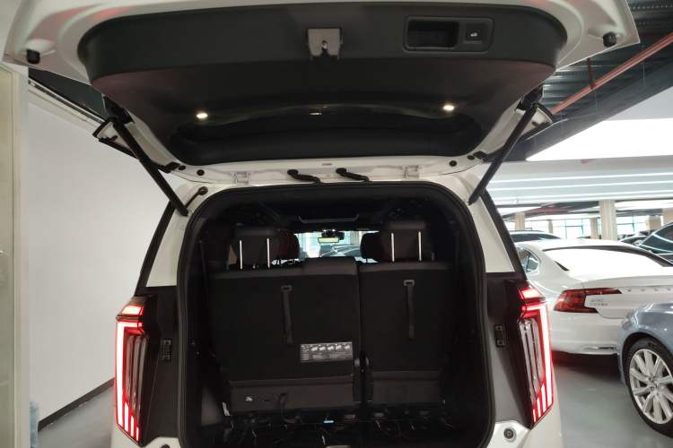 Used GAC Trumpchi M8 2023 Zongshi Series Dual-Motor YuZun Edition