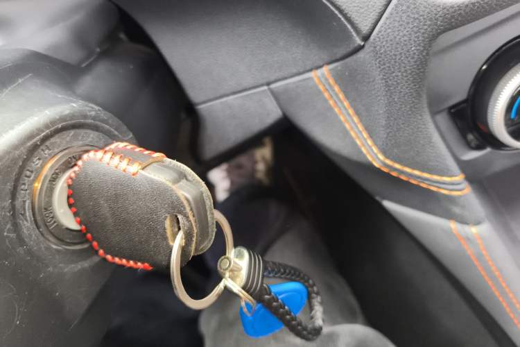 Used Subaru XV 2018 2.0i All-Wheel-Drive Luxury Edition Vehicle Key