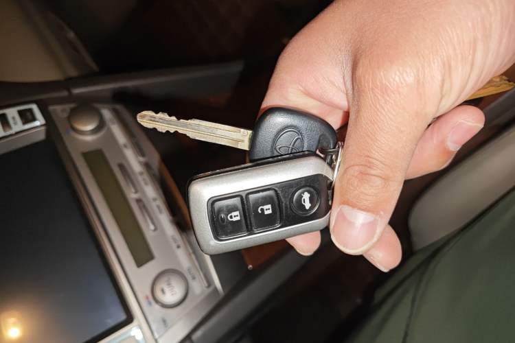 Used Toyota Camry 2013 200G Classic Luxury Edition