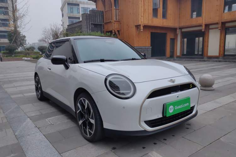 Used MINI Electric MINI COOPER 2024 452km COOPER SE Artist