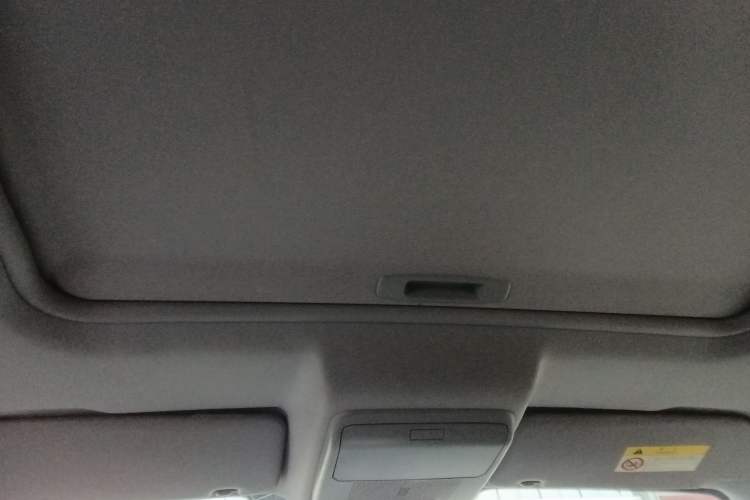 Used Peugeot 3008 2015 2.0L Automatic Trend Edition