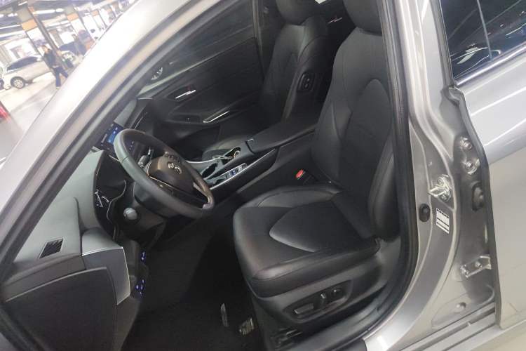 Used Toyota Avalon 2022 Dual-Engine 2.5L Luxury Edition Left Front Seat