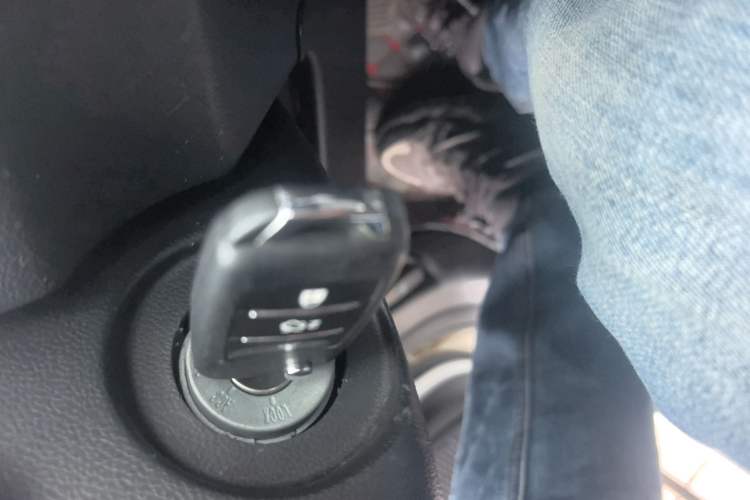 Used CHANGAN Alsvin 2019 1.5L DCT Comfort Model China VI Standard Vehicle Key