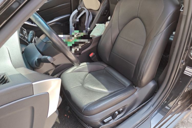 Used Toyota Avalon 2019 2.0L XLE Premium Edition China VI Left Front Seat