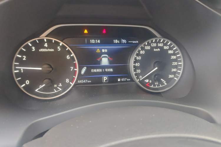 Used Nissan Murano 2019 2.5L XL Two-Wheel Drive Smart Connect Luxury Edition China VI Standard Instrument Cluster