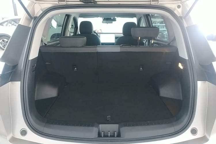 Used AION Y 2025 Plus 510 Enjoy Edition Trunk