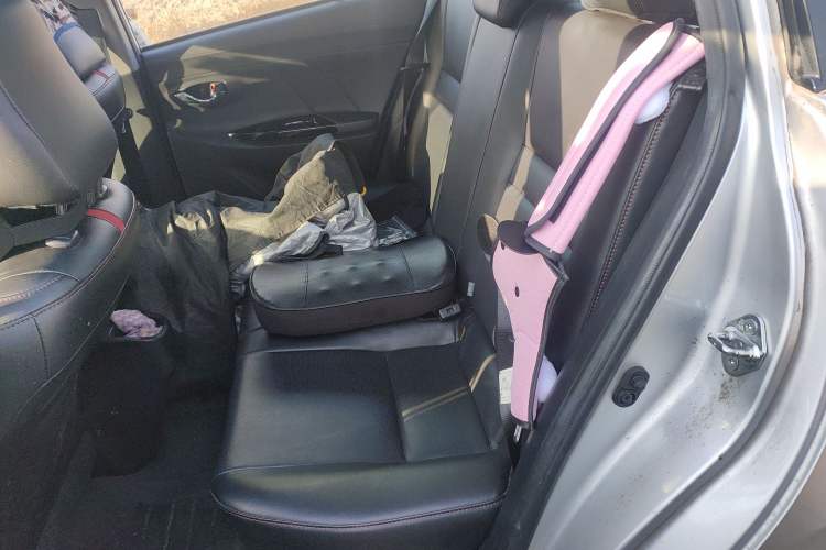 Used Toyota YARiS L Zhi Xuan 2020 1.5L CVT Luxury Edition Left Rear Seat