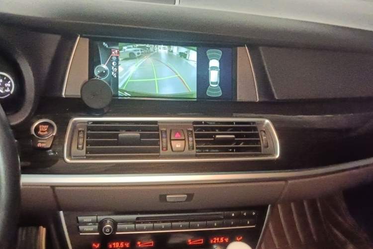 Used BMW 5 Series GT 2014 528i Luxury Edition
