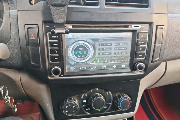 Used BAIC Weiwang M20 2014 1.5L Basic Version DAM15DL Audio And AC Panel