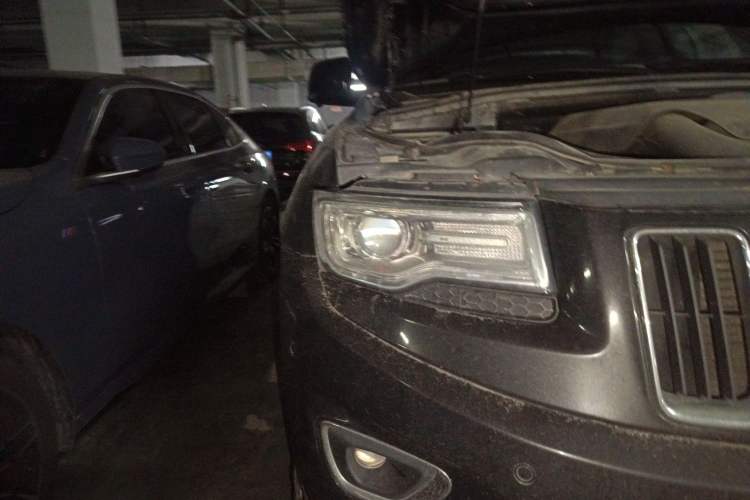 Used Jeep Grand Cherokee 2015 3.0L Comfort Navigation Edition