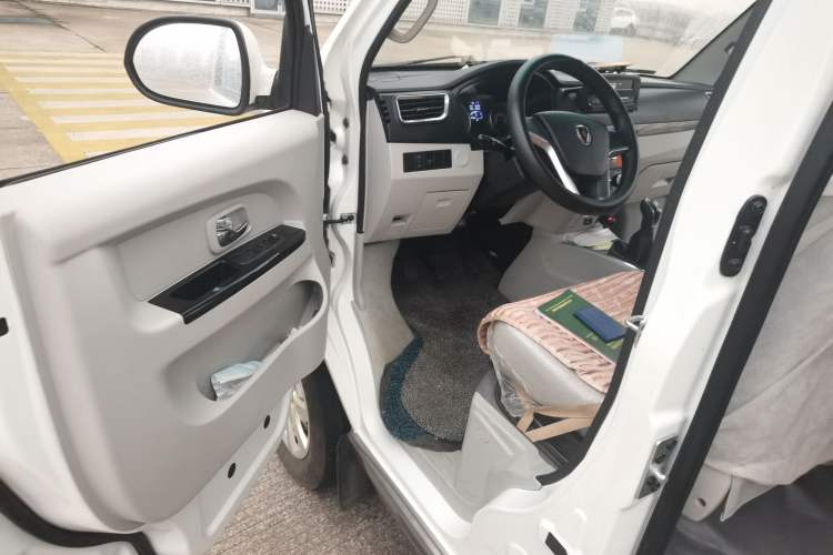 Used Jinbei New Hiace S 2021 1.5L Wealth Model Non-Air-Conditioned Version National VI Standard SWC15M Driver Seat