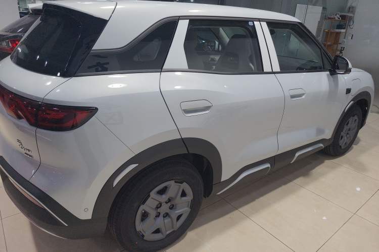 Used BYD Yuan UP 2025 Intelligent Driving Version 401 KM Dynamic Edition
