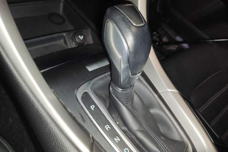 Used Ford Mondeo 2013 2.0L GTDi 200 Luxury Model