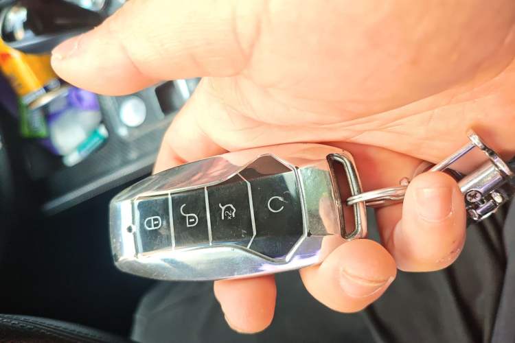 Used BYD Tang 2018 2.0T Automatic SmartConnect Luxury 7-Seater China V Emission Standard