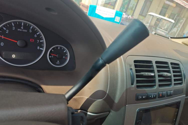 Used Buick GL8 2013 2.4L Executive Edition
