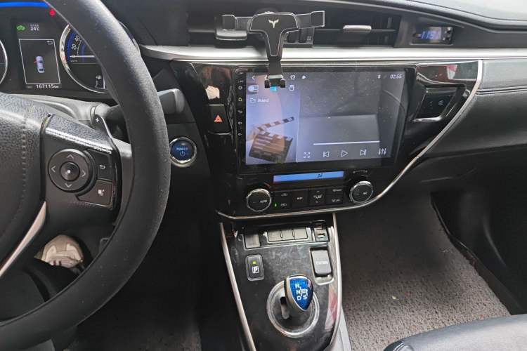 Used Toyota Corolla 2016 Dual-Engine 1.8L E-CVT Elite Edition