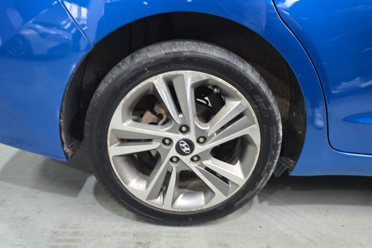 Used Hyundai Elantra (6th Generation / Lingdong) 2016 1.6L Automatic ZhiXuan – Elite Version Exterior 3