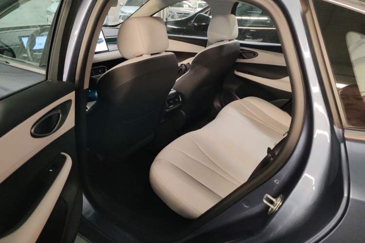 Used BYD Seal 05 DM-i 2025 DM-i Intelligent Drive 120KM Flagship Model
