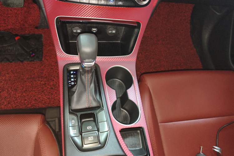 Used Hyundai Tucson 2019 280TGDi Dual-Clutch Two-Wheel Drive Fashion Edition China VI Standard Gear Lever