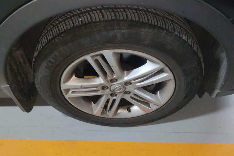 Used GAC Trumpchi GS5 2012 2.0L Manual Two-Wheel-Drive Anniversary Limited Edition