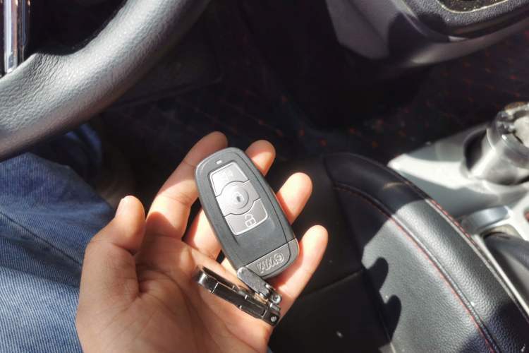 Used Haval H6 2016 Upgraded Model 1.5T Automatic Two-Wheel Drive Elite Version
