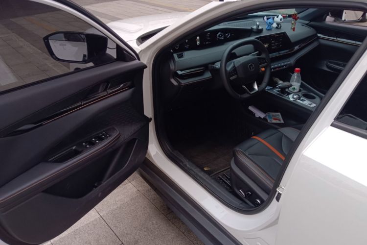 Used CHANGAN UNI-V 2024 1.5T Prestige Edition