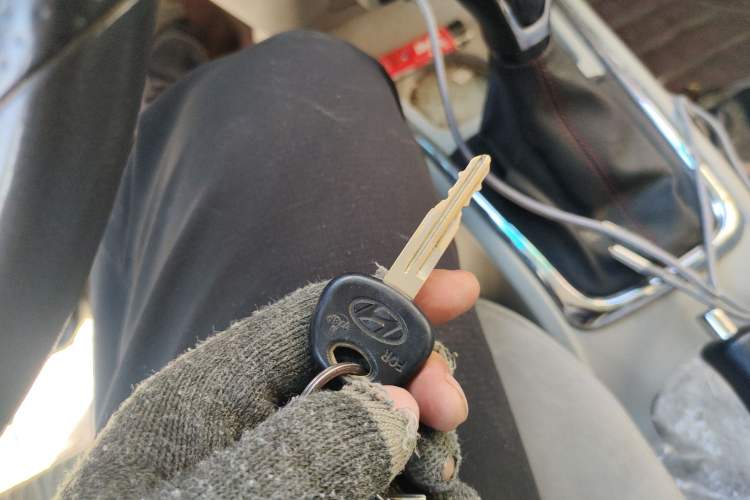 Used Jinbei New Hiace S 2021 1.5L Wealth Central Air-Conditioned Van China VI Standard SWC15M