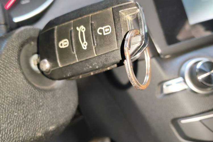 Used Peugeot 408 2014 1.8L Automatic Luxury Edition