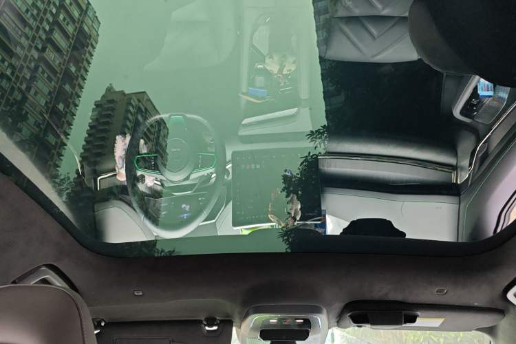 Used Zeekr 001 2023 WE Edition 100 kWh Headliner