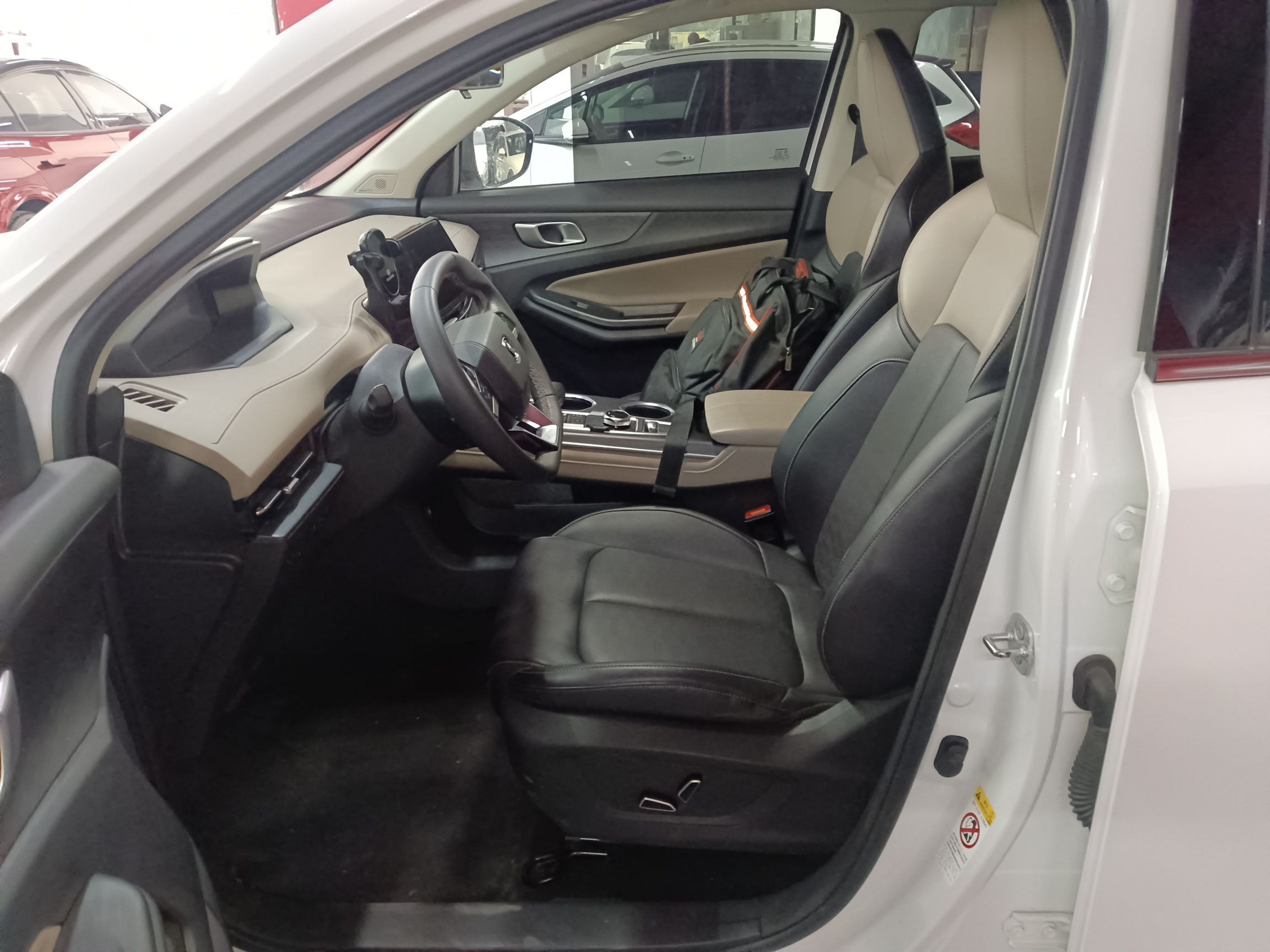 Переднее сиденье в автомобиле