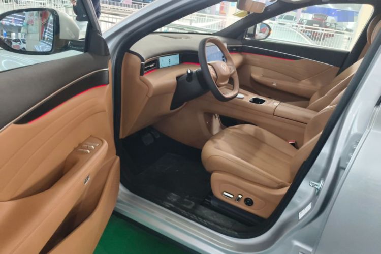 Used Dongfeng Aeolus L8 2025 Model 185KM Dream Edition Driver Seat