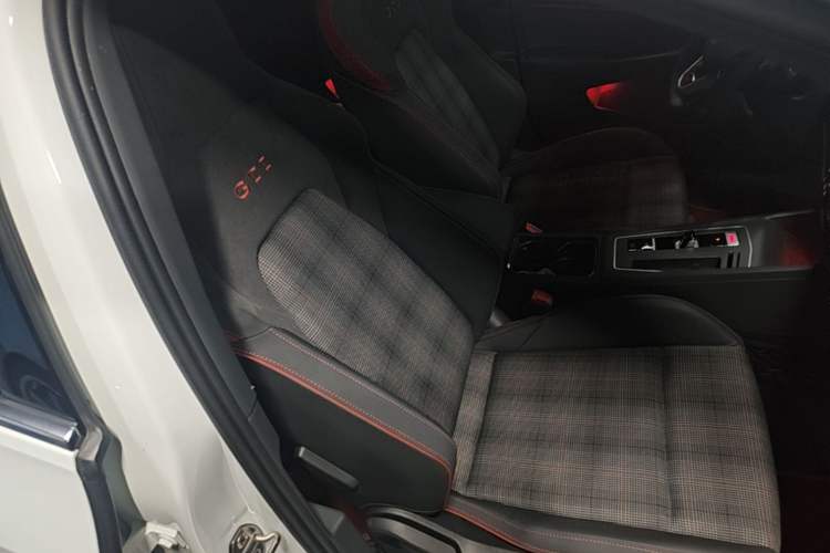 Used Volkswagen Golf GTI 2021 380TSI DSG GTI Right Front Seat