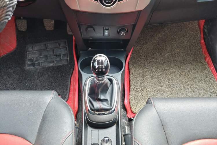 Used Haval H1 2016 Red Label 1.5L Manual Luxury Model
