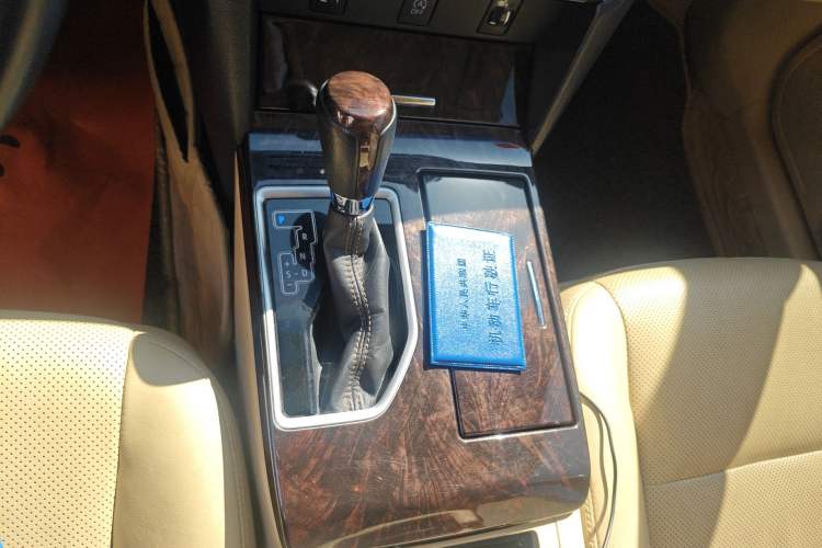 Used Toyota Camry 2016 2.0G 10th Anniversary Leading Edition