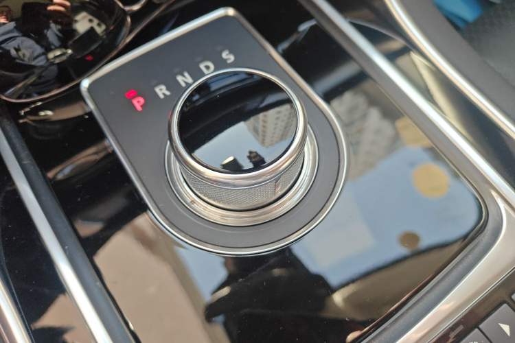 Used Jaguar XF 2016 XF 2.0T Two-Wheel-Drive Luxury Edition