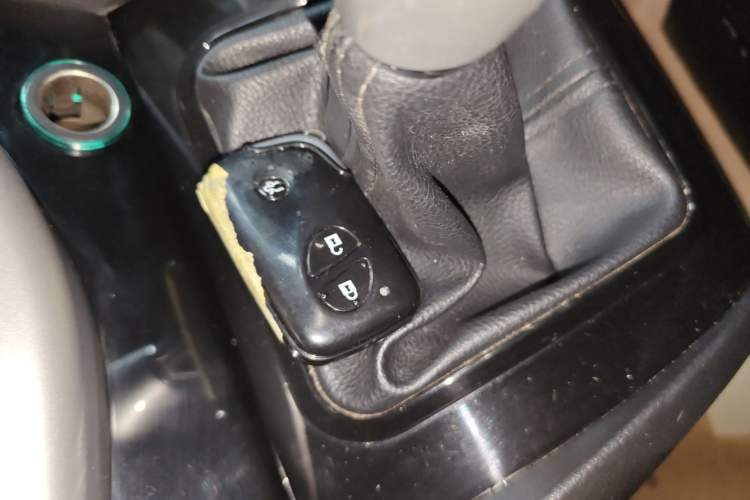 Used BYD S6 2014 2.0L Manual Luxury 5-Seater