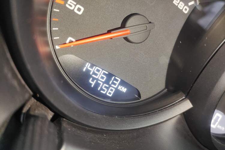 Used Porsche Macan 2017 Macan 2.0T Odometer Close Up